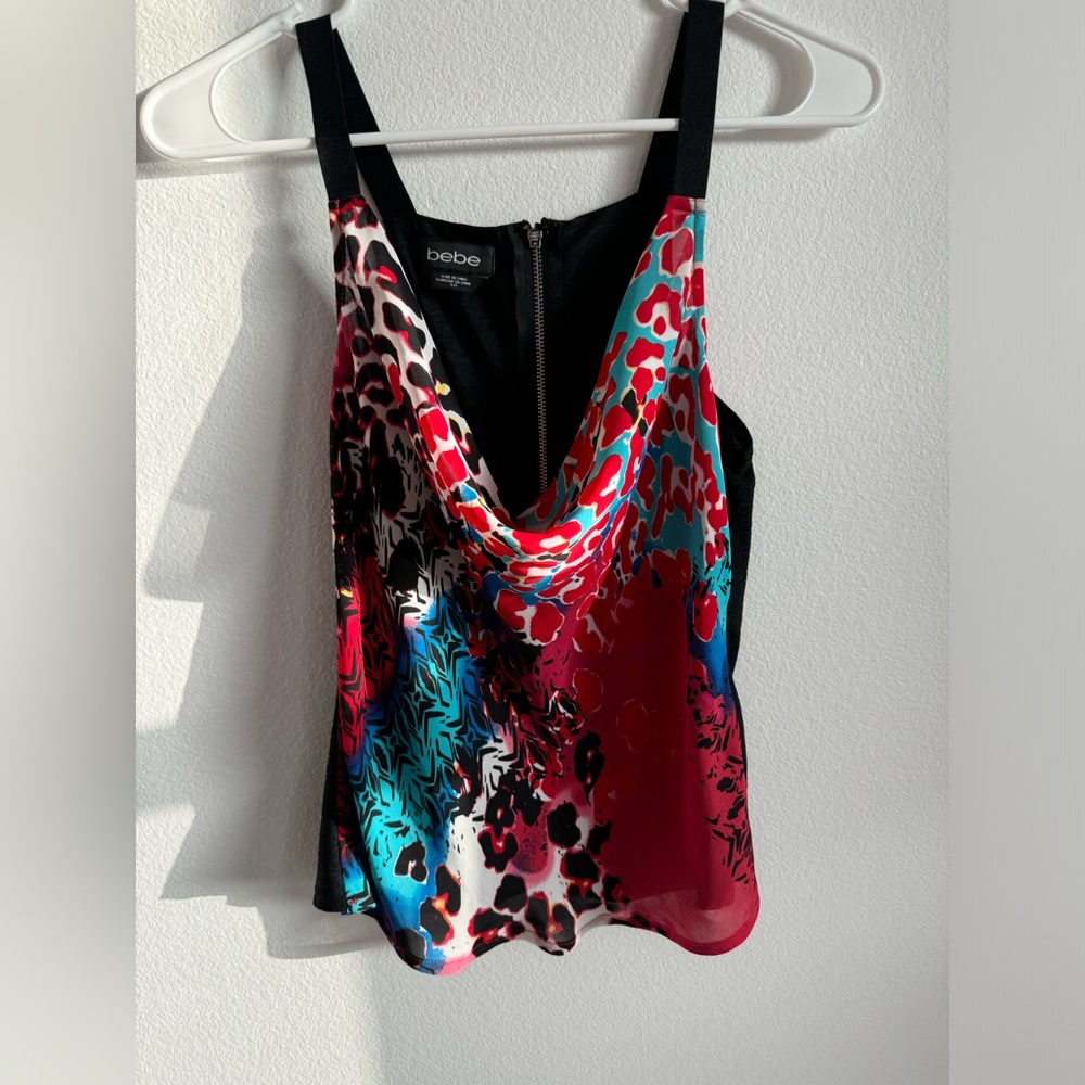 Bebe women’s top in small